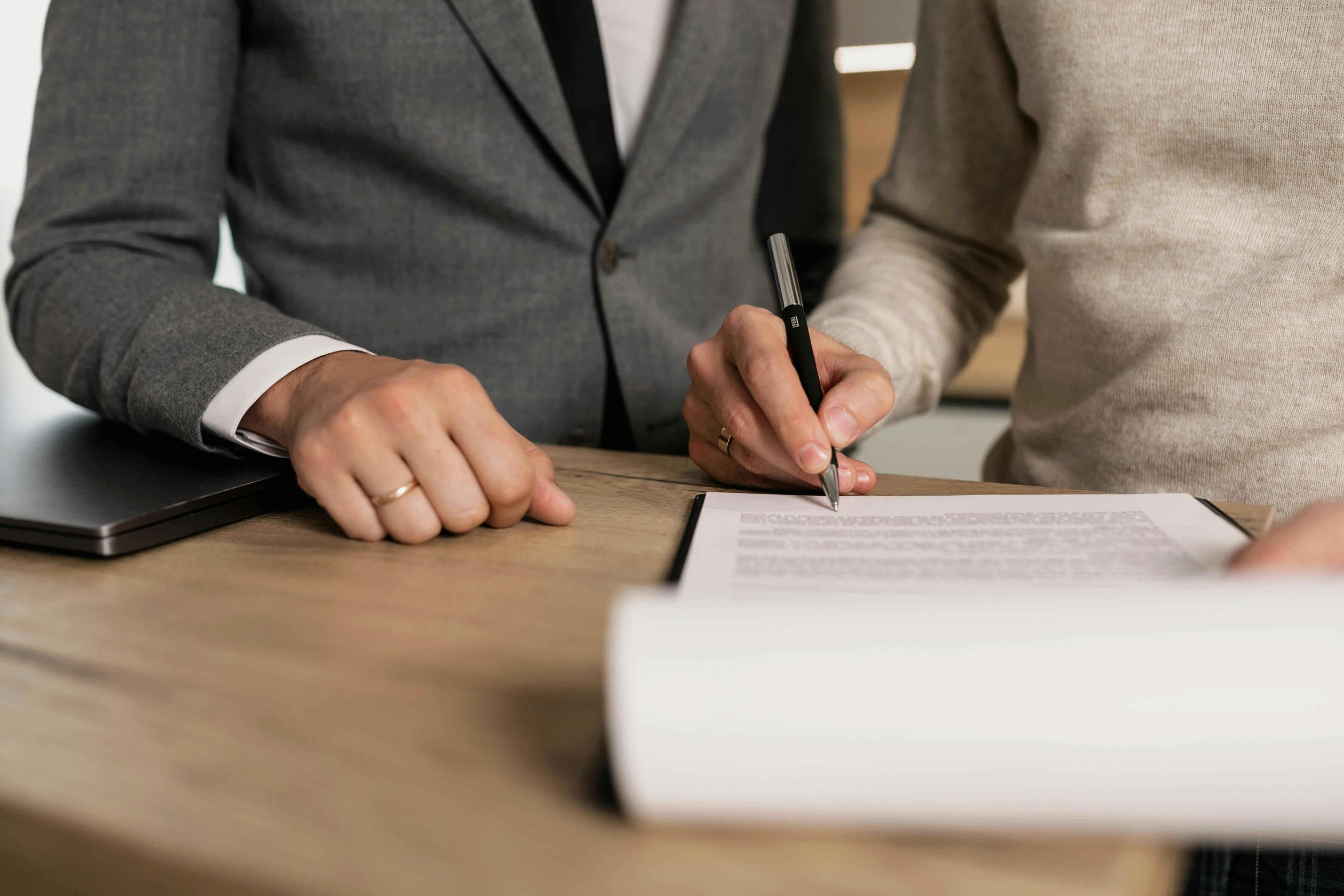 Changer de cabinet d’avocats : Et si 2025 était l’année du nouveau départ ?